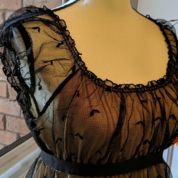 Studio M nylon lace top - Picture 2 of 4